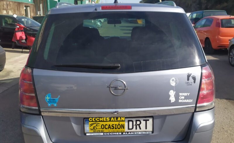 OPEL ZAFIRA 1.6i Essentia