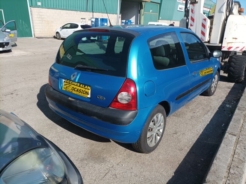 RENAULT Clio 1.5 DCI