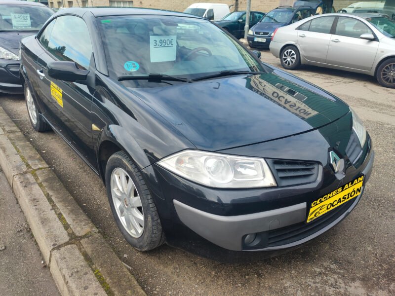 RENAULT Megane CC 2.0i