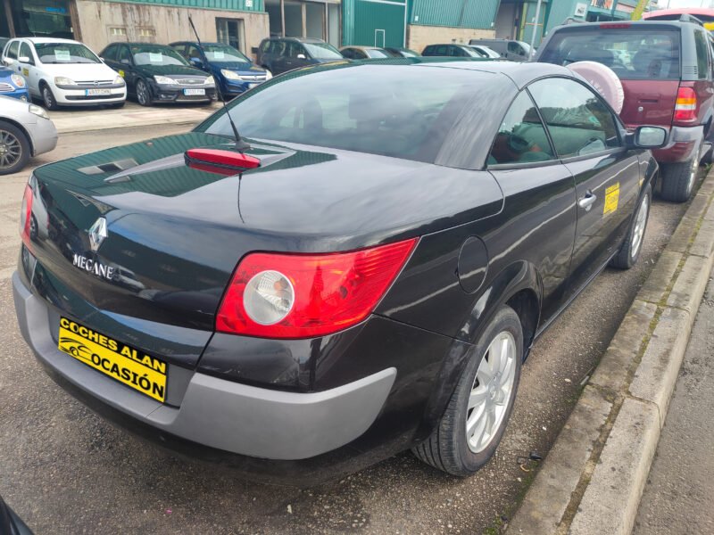RENAULT Megane CC 2.0i