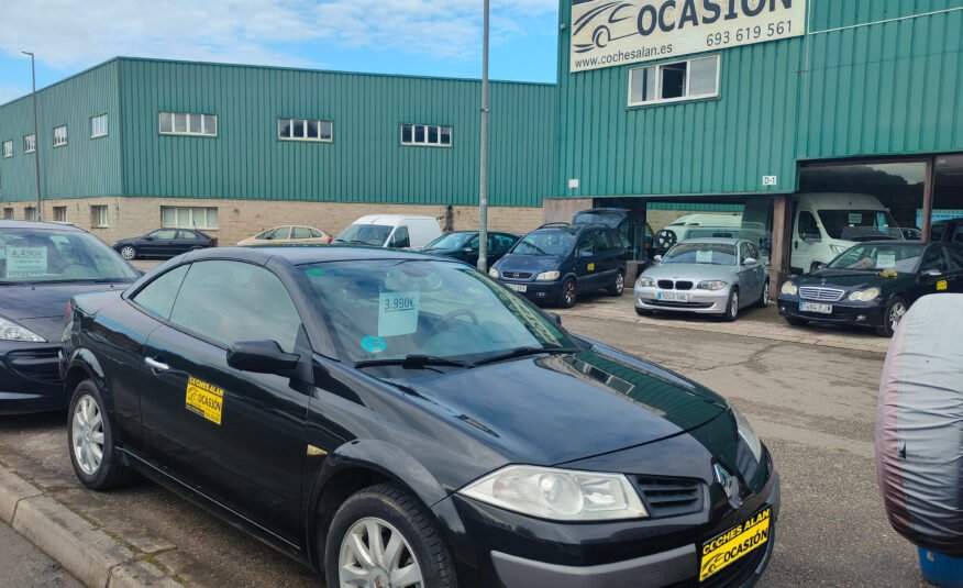 RENAULT Megane CC 2.0i