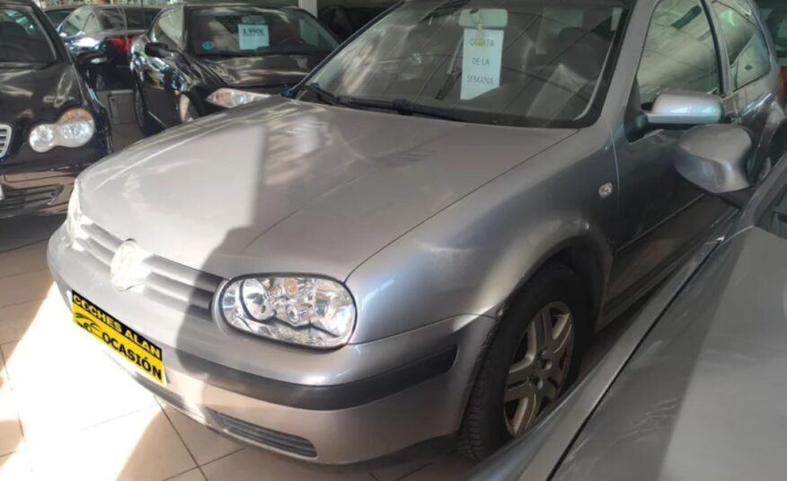 VOLKSWAGEN Golf 1.6i