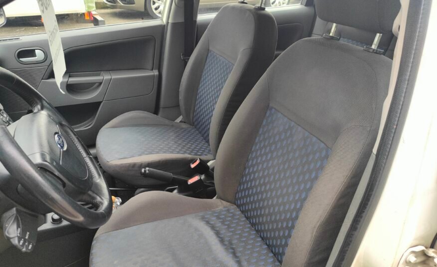 FORD Fiesta 1.3