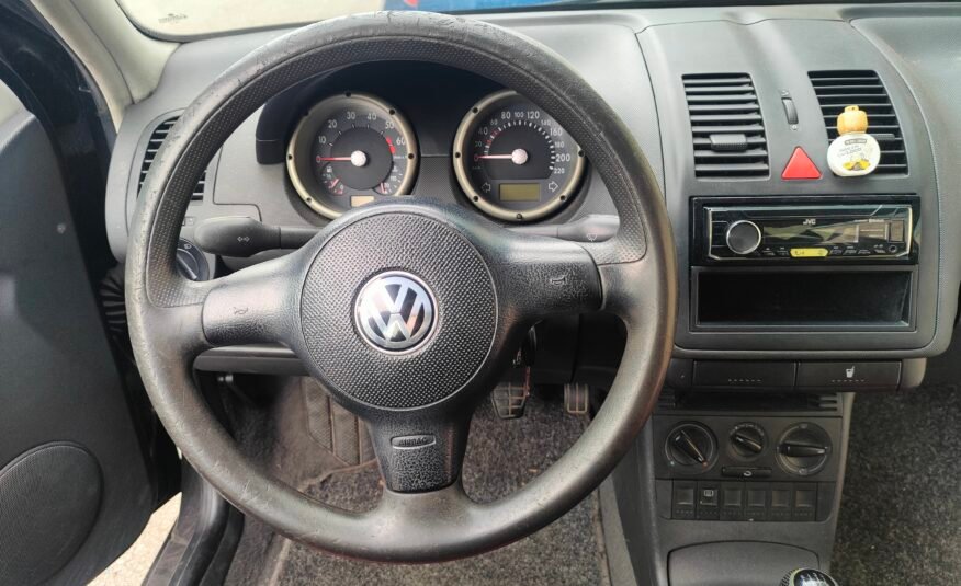 VOLKSWAGEN POLO 1.4i