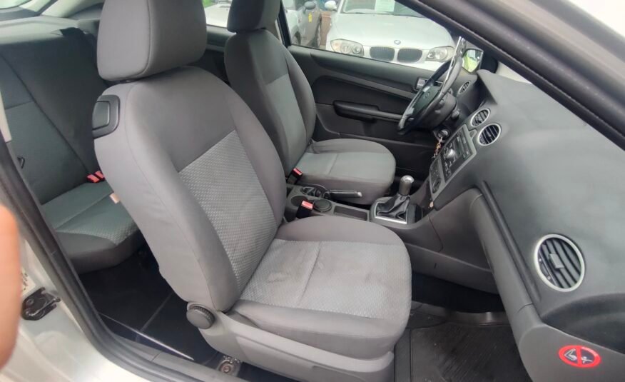 FORD Focus 1.6i