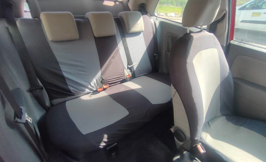 FORD Fiesta 1.3i Ambiente