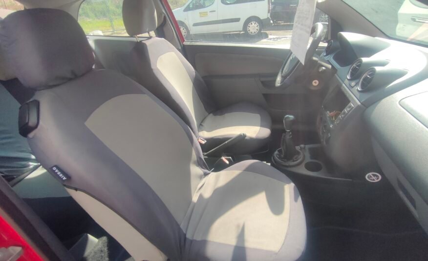 FORD Fiesta 1.3i Ambiente
