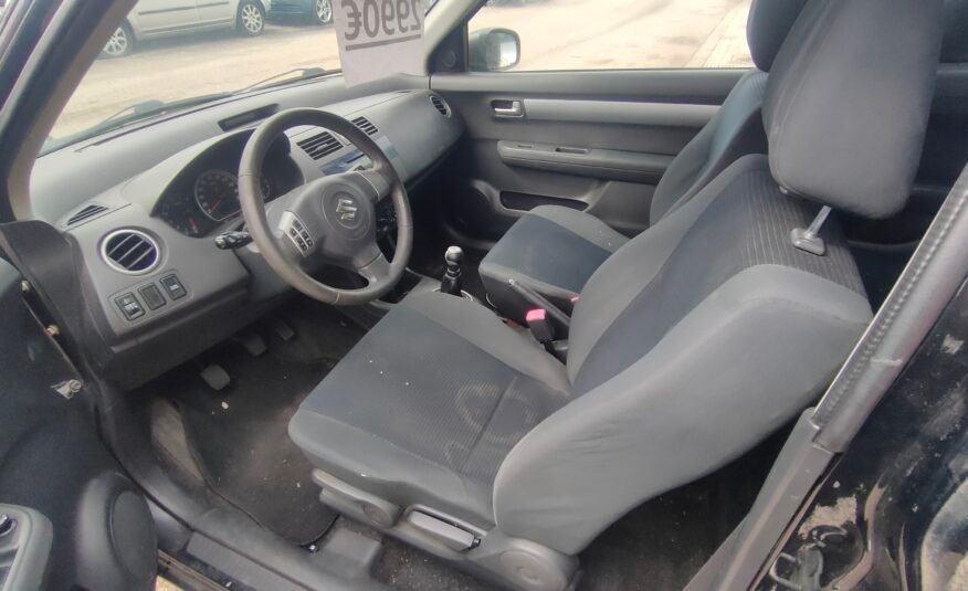 SUZUKI SWIFT 1.3