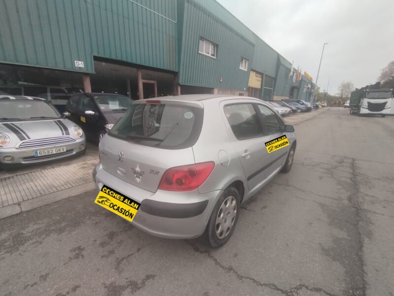 PEUGEOT 307 1.6i