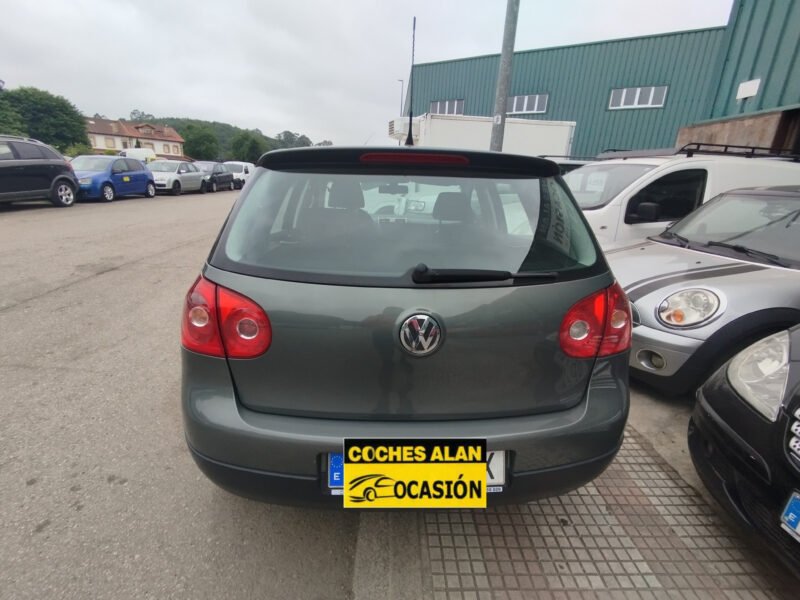 VOLKSWAGEN Golf 1.9 TDI DSG