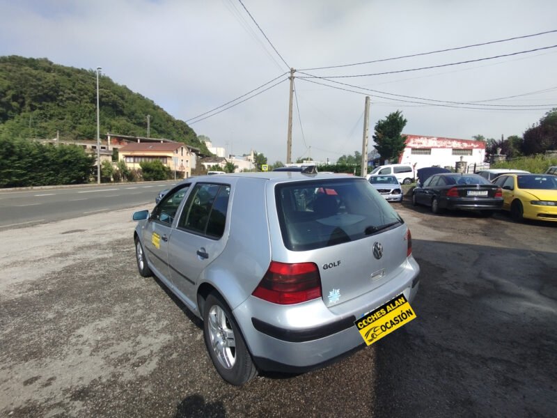 VOLKSWAGEN Golf 1.9TDI
