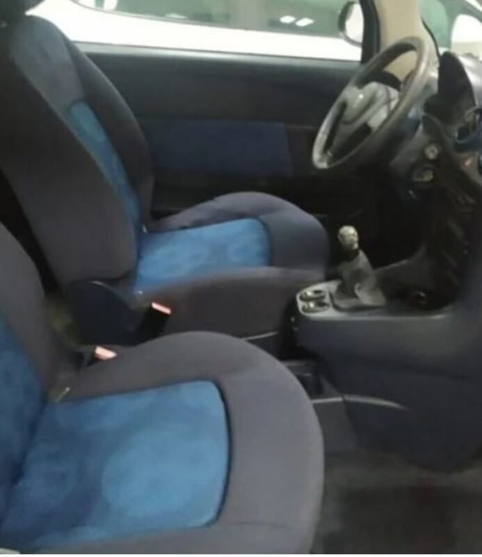 PEUGEOT 1007 1.4HDI